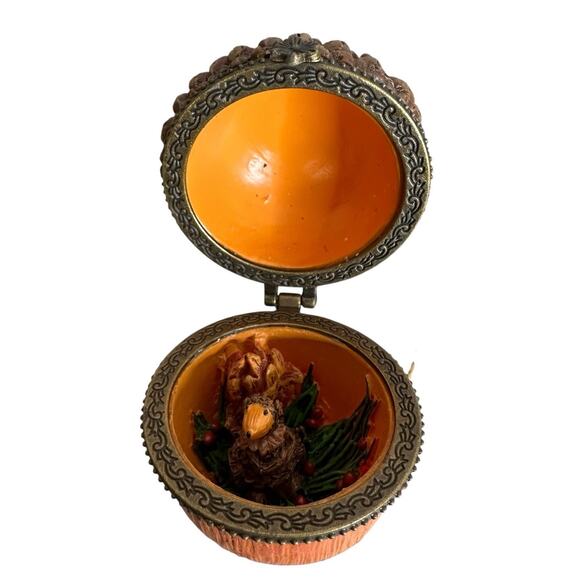 Home Accents Wishes and Wonder Woodland Ornament Nut Pinecone Treasure Box - Picture 8 of 9